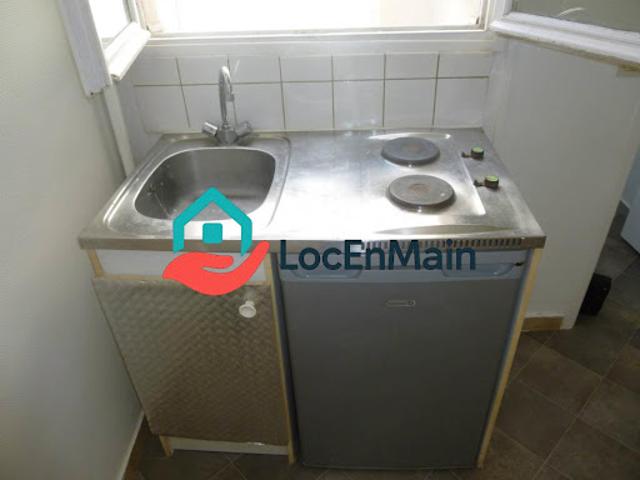 Location Appartement 1 pièce 12 m2 Paris 9ème