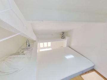 Location Appartement 1 pièce 12m²
