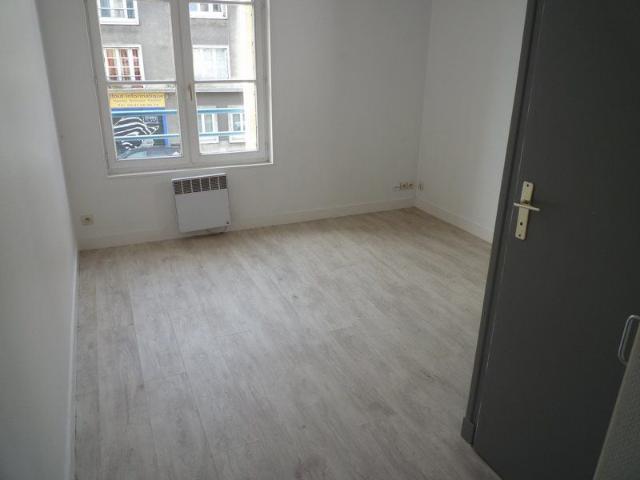 Location Appartement 1 pièce 12m²