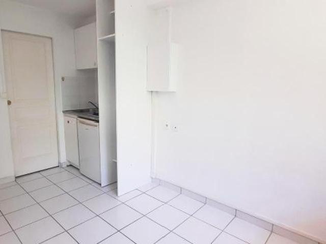 Location Appartement 1 pièce 12m² TOULOUSE 31400
