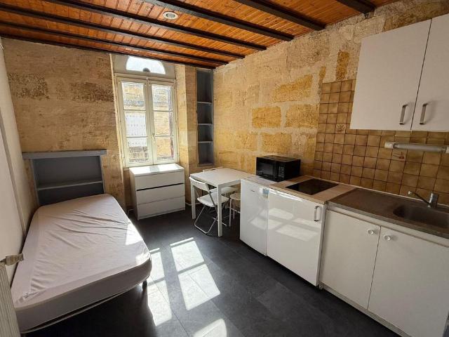 Location Appartement 1 pièce 12m² BORDEAUX 33800