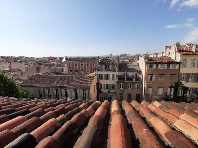 Location appartement 1 pièce 13006 Marseille