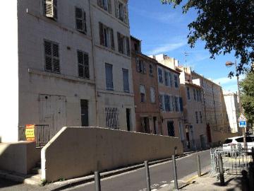 Location appartement 1 pièce 13006 Marseille