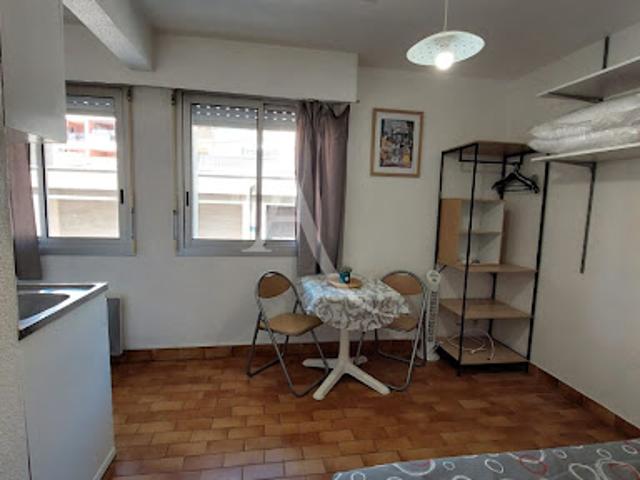 Location Appartement 1 pièce 13 m2 Sète