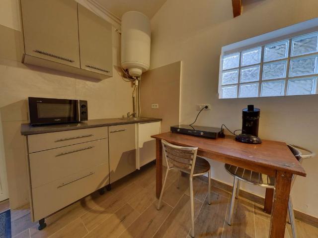 Location appartement 1 pièce, 13.90m², Montreuil