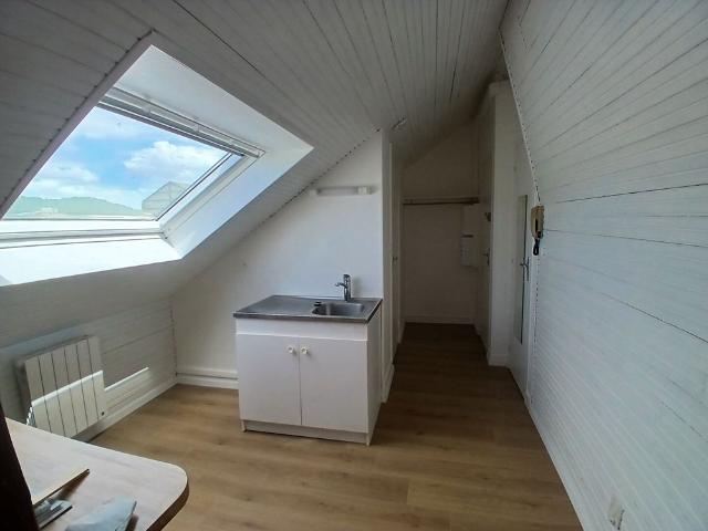 Location Appartement 1 pièce 13m²
