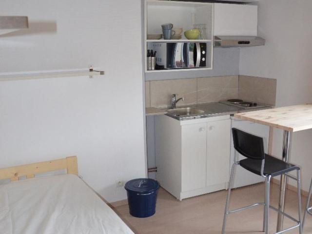 Location Appartement 1 pièce 13m²