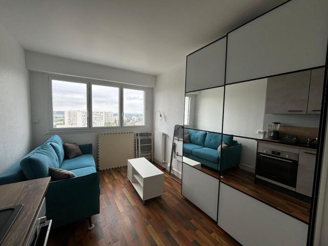 Location Appartement 1 pièce 13m² TOURS 37000