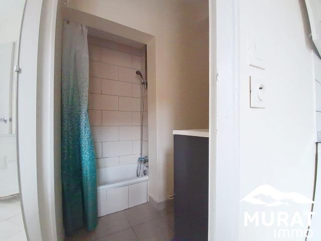 Location Appartement 1 pièce 13m² CLERMONT FERRAND 63000