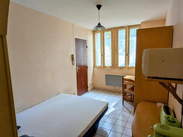 Location Appartement 1 pièce 13m² DIJON 21000