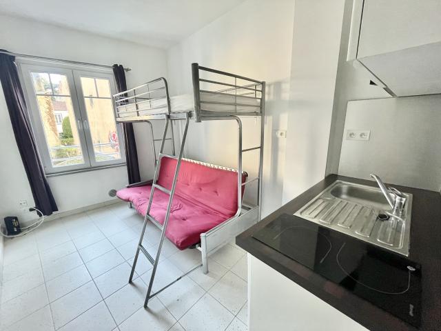 Location Appartement 1 pièce 13m² NANTES 44000