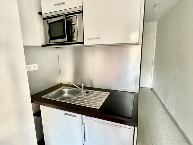 Location Appartement 1 pièce 13m² NANTES 44000