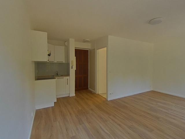Location appartement 1 pièce, 24.05m², Champs sur Marne