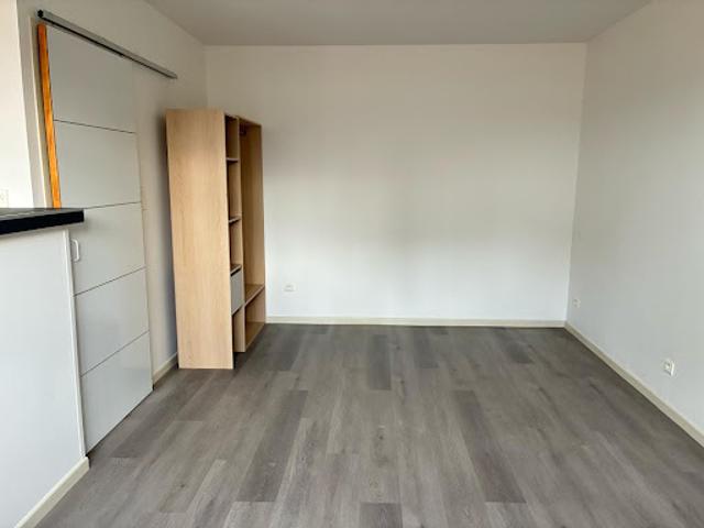 Location Appartement 1 pièce 24.25 m2 Pomarez