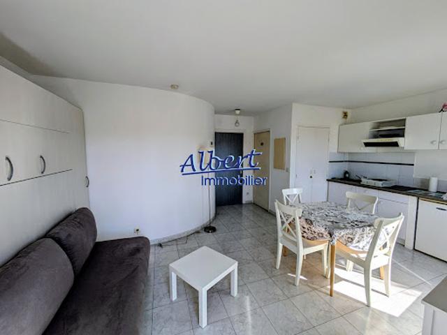 Location Appartement 1 pièce 24.32 m2 Sanary sur Mer