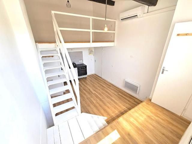 Location Appartement 1 pièce 24.67 m2 Aubagne