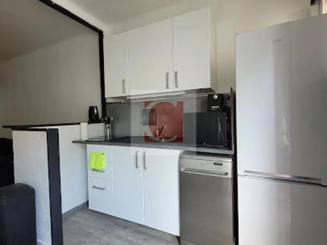 Location Appartement 1 pièce 24.79 m2 Nice