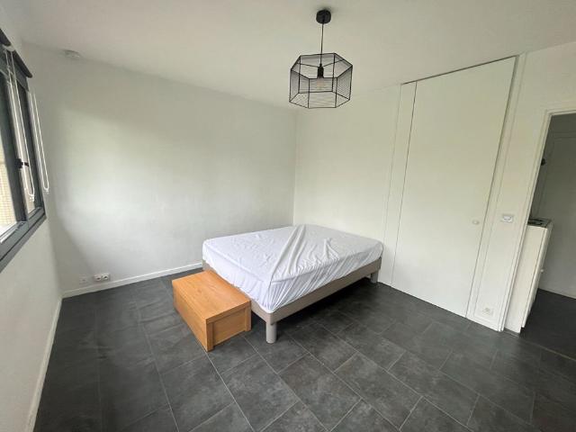 Location Appartement 1 pièce 24m²