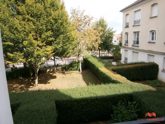Location Appartement 1 pièce 24m²