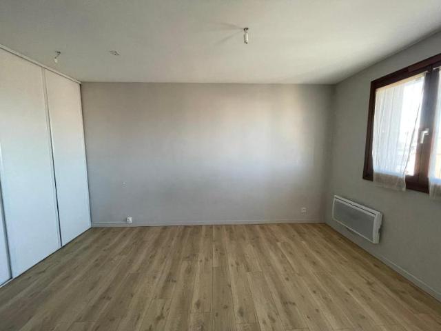Location Appartement 1 pièce 24m² TOULOUSE 31300