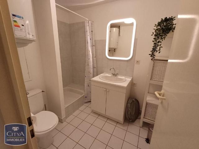 Location Appartement 1 pièce 24m² TOURS 37000