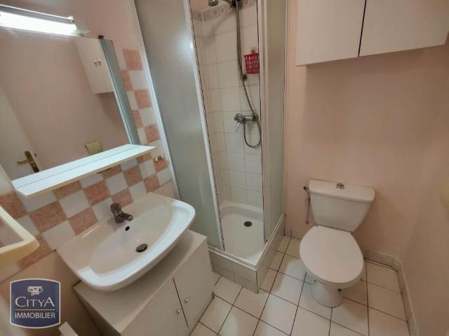 Location Appartement 1 pièce 24m² VOISINS LE BRETONNEUX 78960