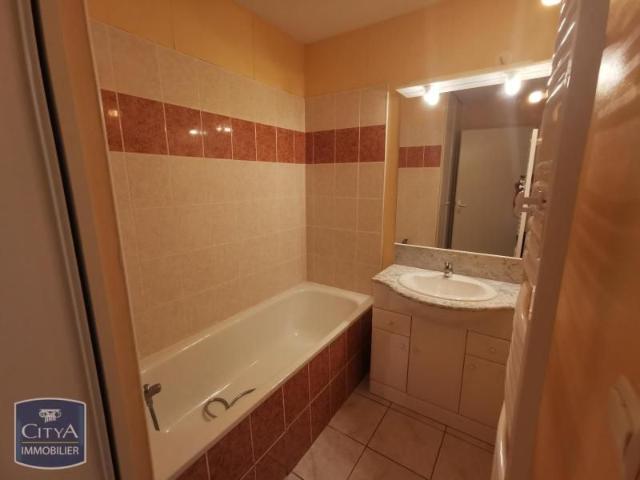 Location Appartement 1 pièce 24m² ANGOULEME 16000