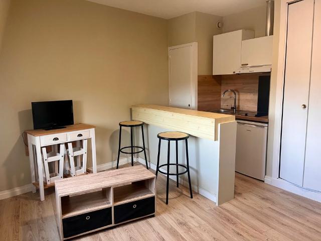 Location Appartement 1 pièce 24m² ANGOULEME 16000