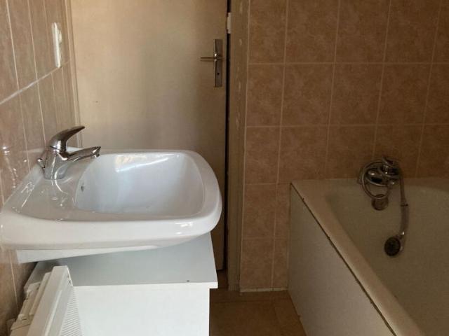 Location Appartement 1 pièce 24m² BESANCON 25000