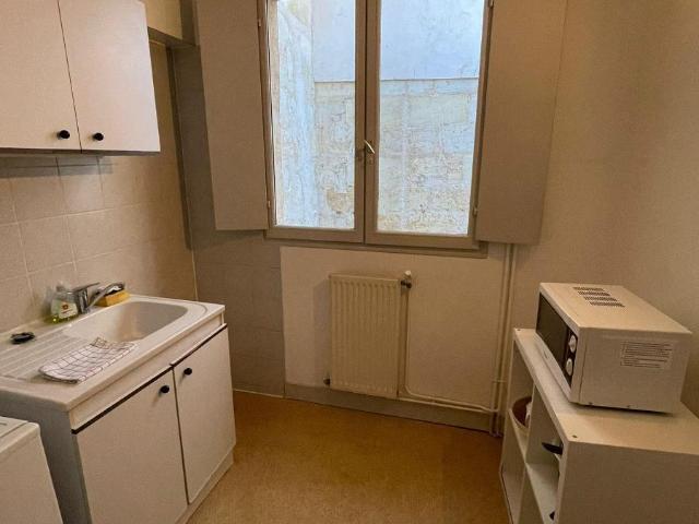 Location Appartement 1 pièce 24m² BORDEAUX 33000