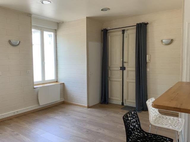 Location Appartement 1 pièce 24m² EVREUX 27000