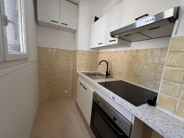 Location Appartement 1 pièce 24m² LA TRINITE 06340