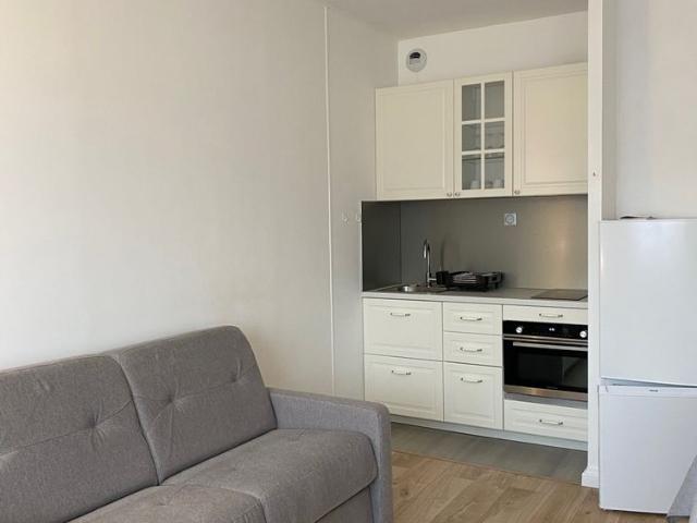 Location Appartement 1 pièce 24m² LA VARENNE ST HILAIRE 94210