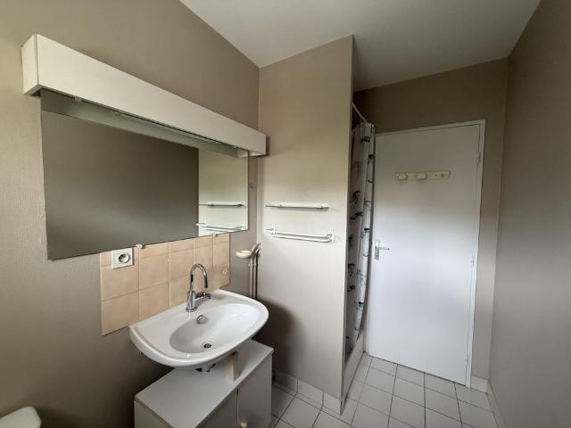 Location Appartement 1 pièce 24m² LE MANS 72000