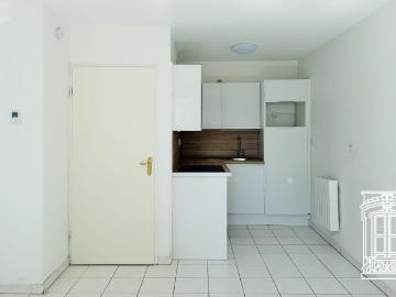Location Appartement 1 pièce 24m² LYON 8ème