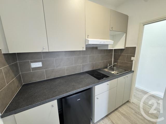 Location Appartement 1 pièce 24m² MARSEILLE 5ème