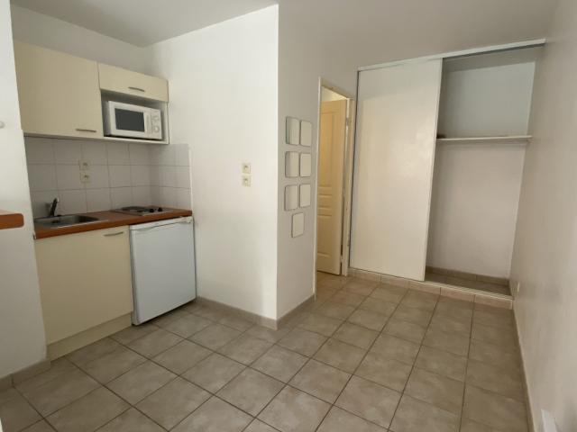 Location Appartement 1 pièce 24m² MONTPELLIER 34090