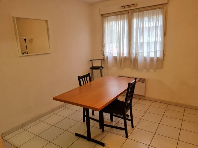 Location Appartement 1 pièce 24m² MONTPELLIER 34000
