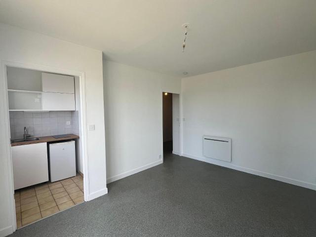 Location Appartement 1 pièce 24m² NANTES 44300