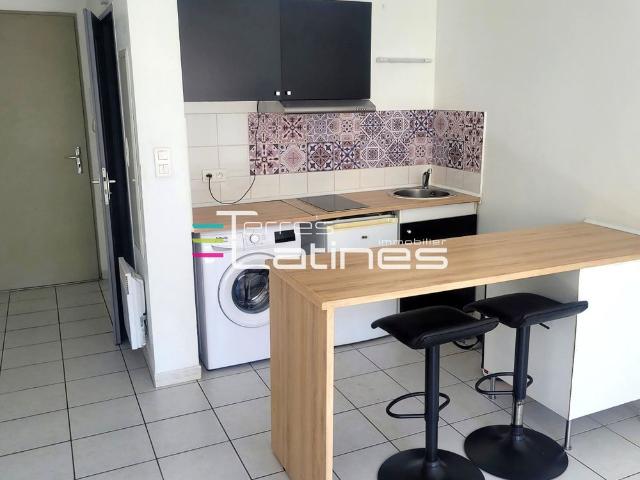 Location Appartement 1 pièce 24m² NIMES 30000