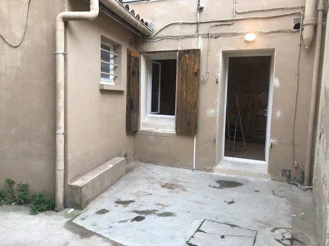 Location Appartement 1 pièce 24m² NIMES 30900