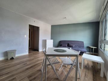Location Appartement 1 pièce 24m² ONET LE CHATEAU 12850