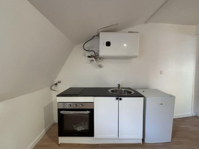 Location Appartement 1 pièce 24m² POITIERS 86000