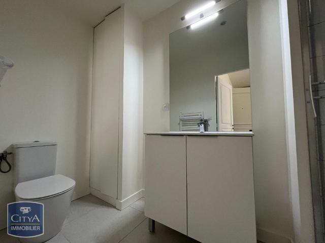 Location Appartement 1 pièce 24m² SAINTES 17100