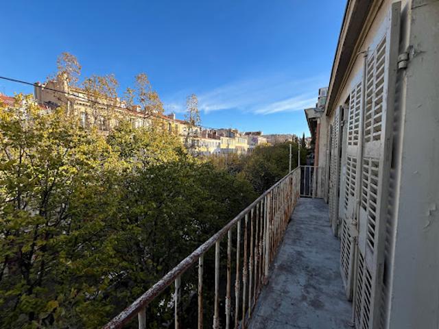 Location Appartement 1 pièce 25 m2 Marseille 6ème