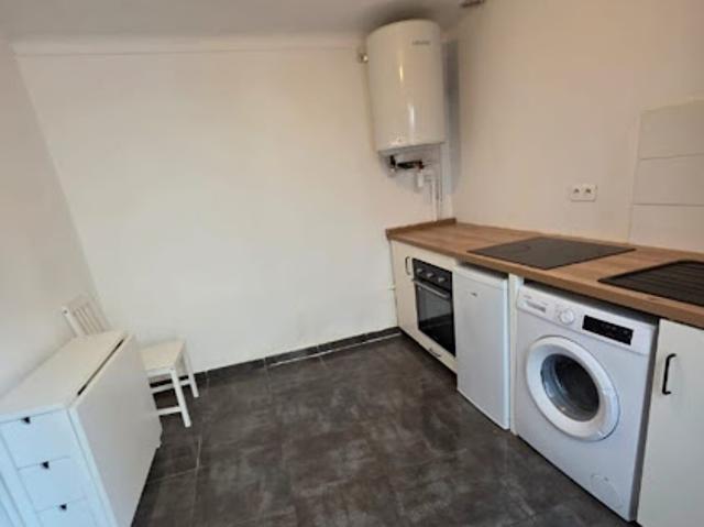 Location Appartement 1 pièce 25 m2 Marseille 11ème