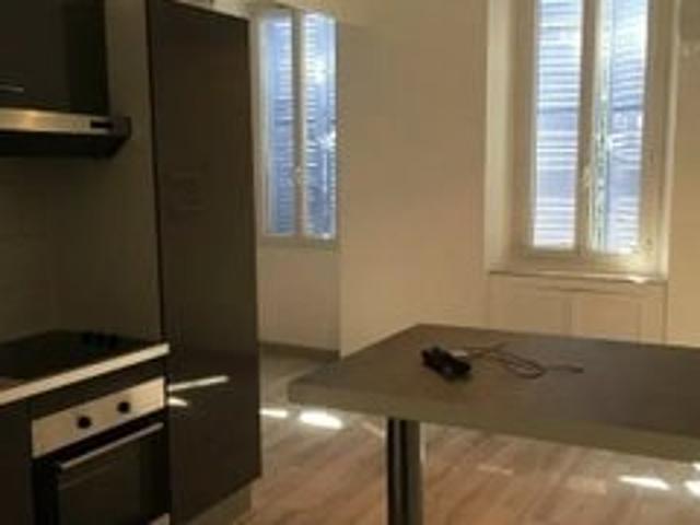 Location Appartement 1 pièce 25 m2 Marseille 1er