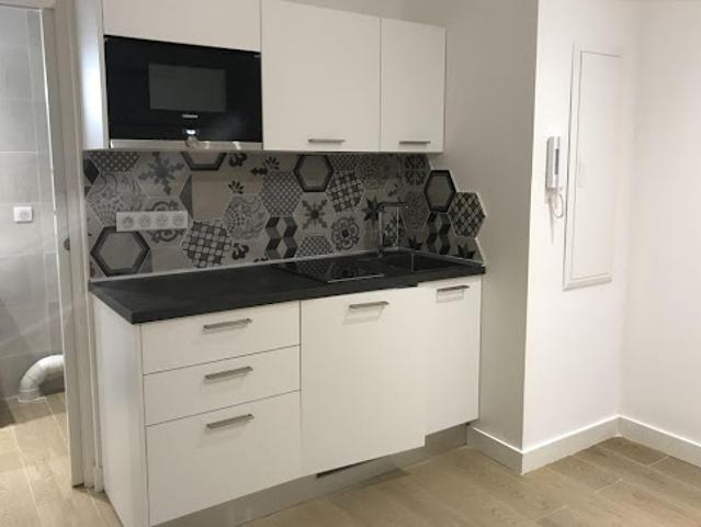 Location Appartement 1 pièce 25 m2 Nice