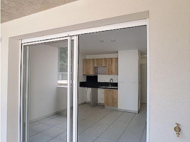 Location Appartement 1 pièce 25 m2 Beziers