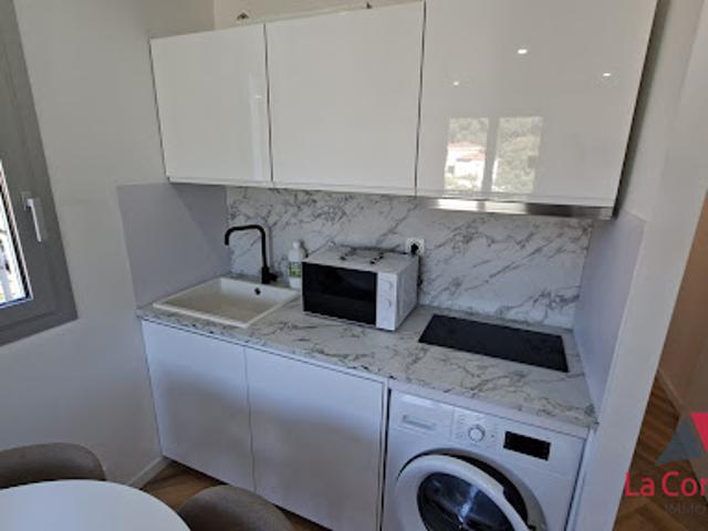 Location Appartement 1 pièce 25 m2 Carry le Rouet